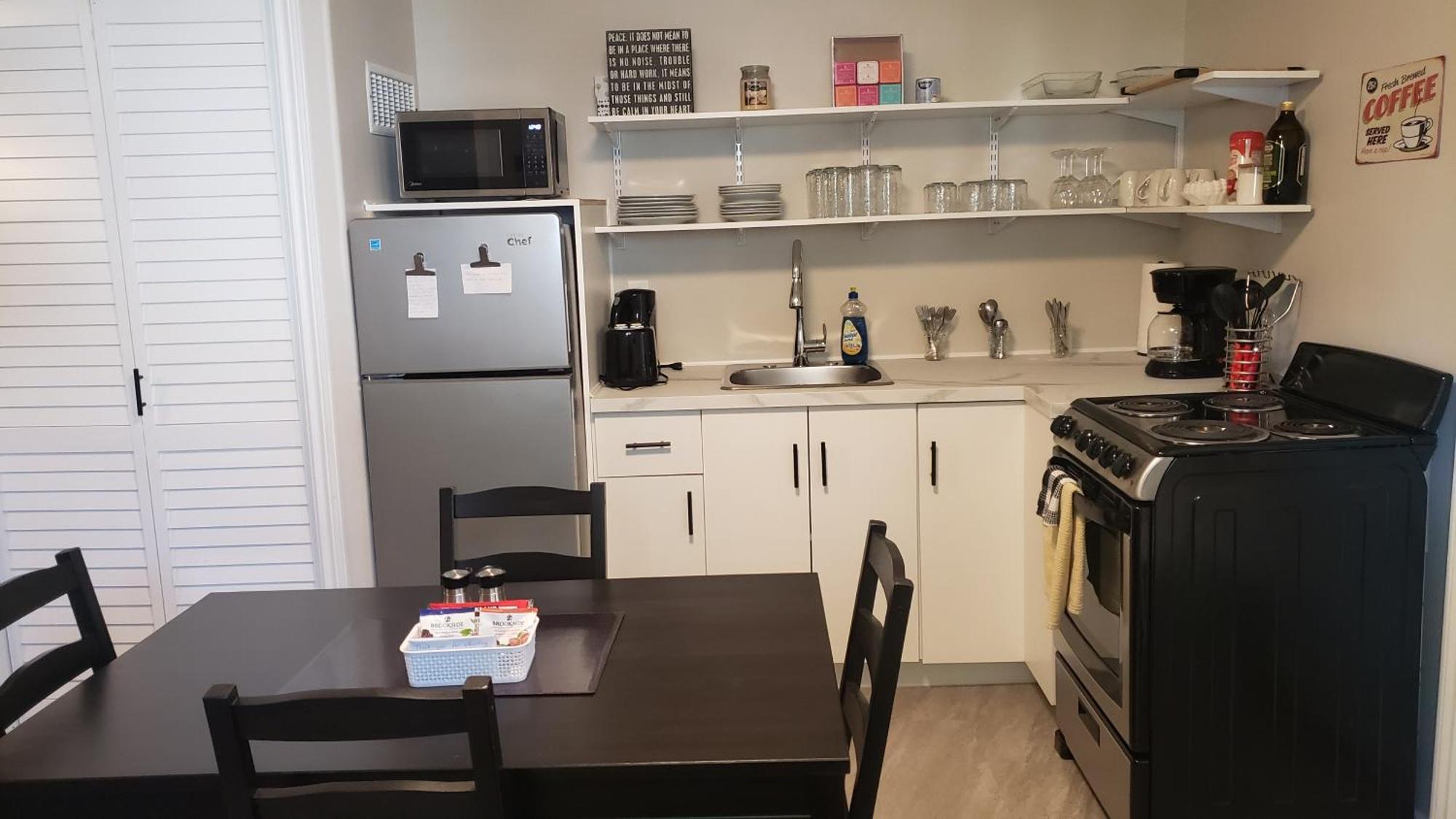 Cozy Home On A Quiet Street Minutes To Dt كينفستون المظهر الخارجي الصورة